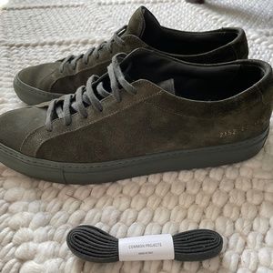 Common Projects - Achilles Low - Suede Olive size 41